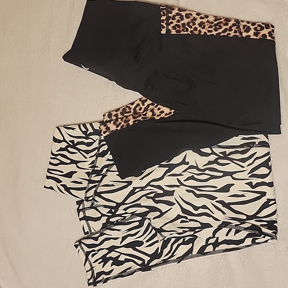 ZYIA medium leggings
